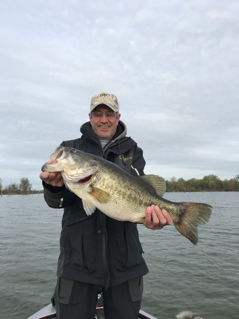 Lake fork guides LAKE FORK GUIDE ANDREW GRILLS